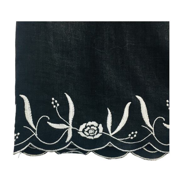 Tribeca Studio Black Linen Pencil Skirt Embroidered Hem Size 10P Lined Workwear - Picture 3 of 11